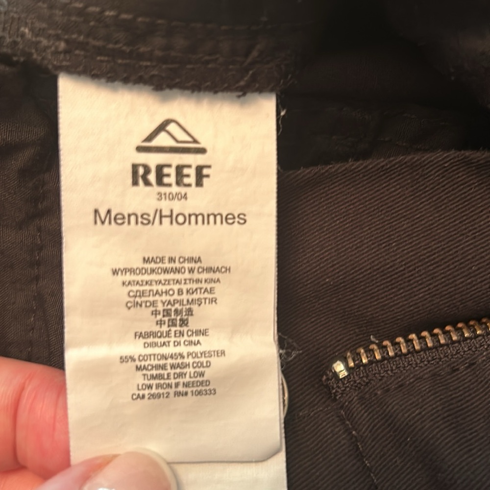 Men’s Reef Shorts - Picture 4 of 7